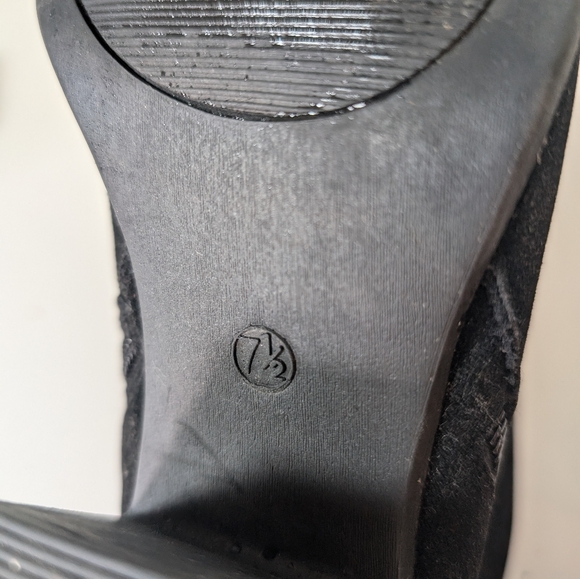 Size 7.5 Lexi and Abbie 1.5 in heel boots - Picture 6 of 8